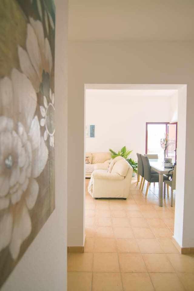Anju Villas, Tamara * Corralejo